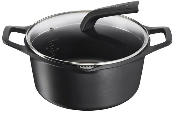 Tefal Robusto Stewpot c/ tampa 24 cm / 4,4 l.